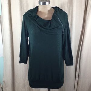 Woman’s 3/4 sleeve Turtleneck sweater, stitch fix